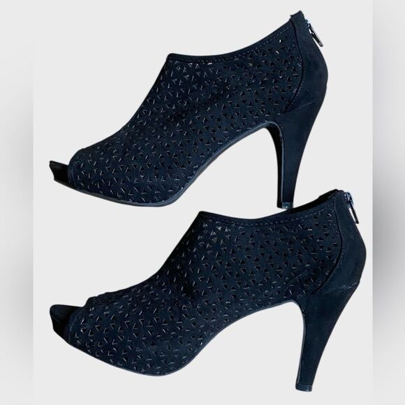 Madden Girl High Heel Ankle Booties Size 9 Black Perforated Open Toe Zipper - Picture 8 of 15